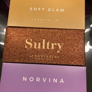 Anastasia Beverly Hills Eyeshadow Palette Bundle